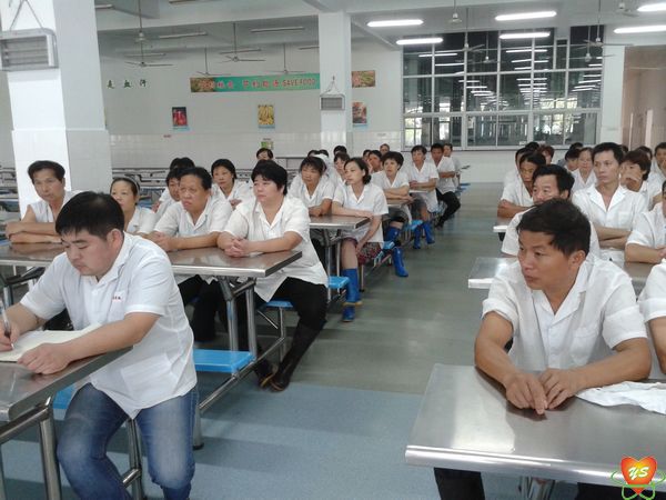 兩部門要（yào）求嚴把中小學校和幼兒園食堂食品經營許可準入關